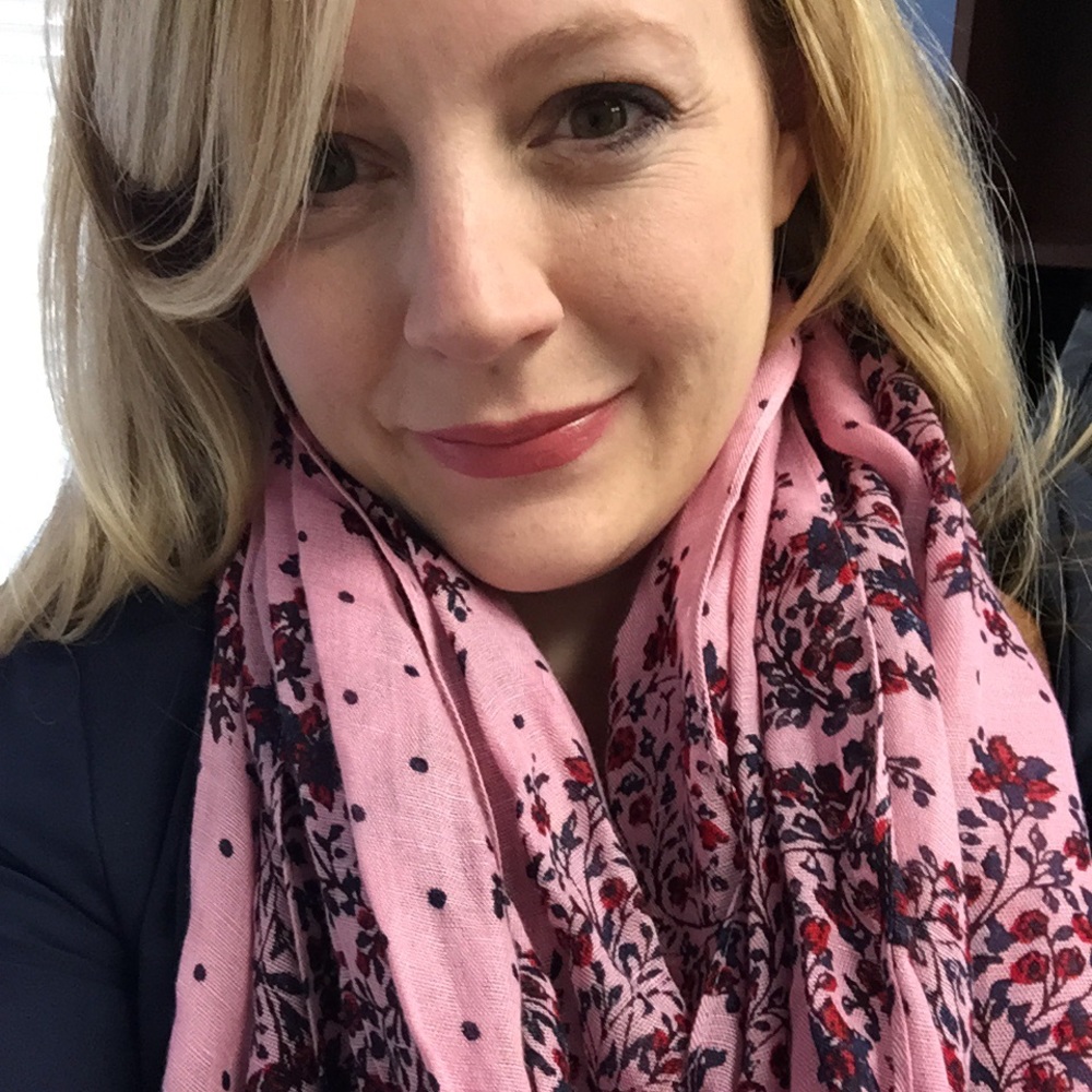 Meet your Posher, Mara
